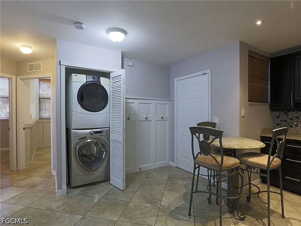 4191 Bellasol Cir #514 - Photo 3 of 18