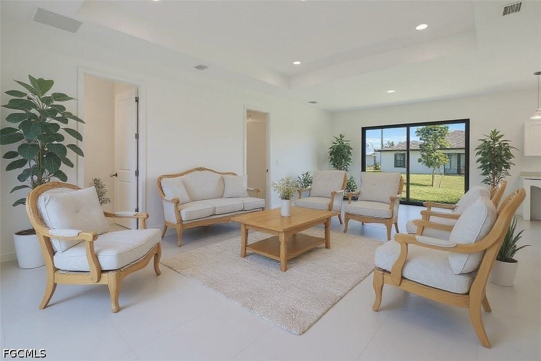 1021 Chiquita Blvd N - Photo 7 of 37