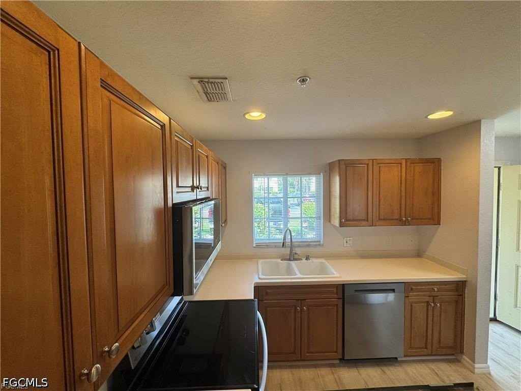 9445 Ivy Brook Run #1108 - Photo 4 of 15