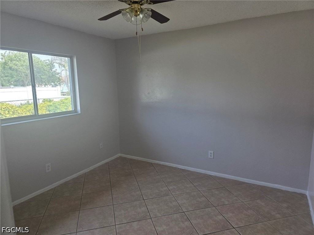 1542 Canal St - Photo 7 of 10