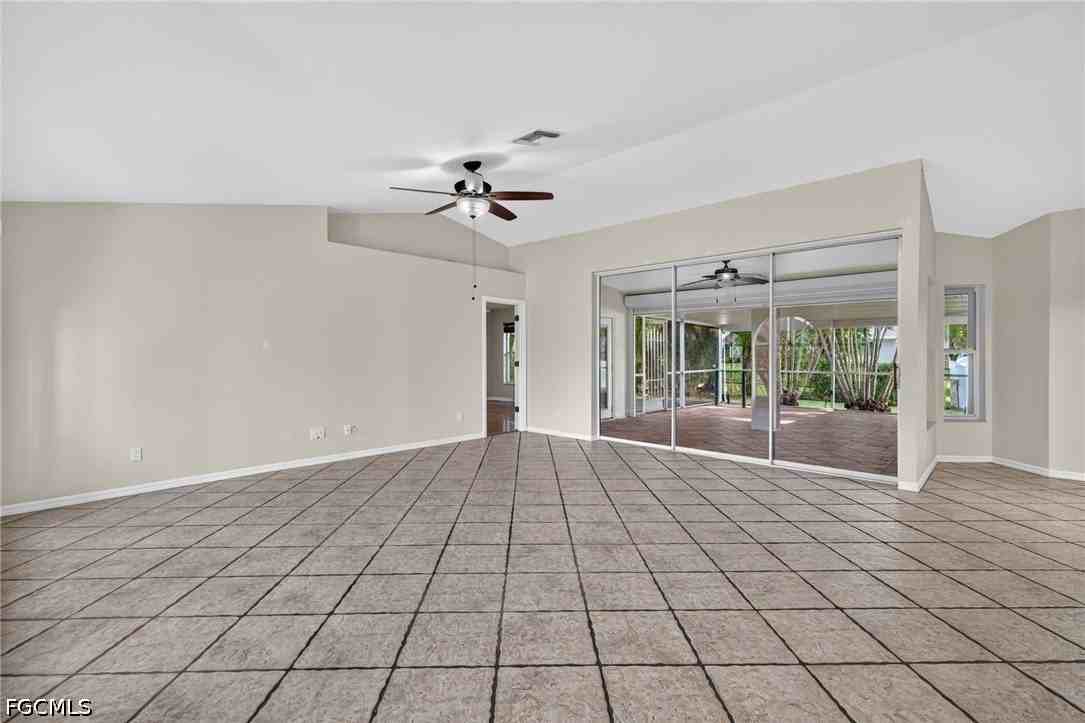 1632 Sw 43rd Ter - Photo 5 of 26