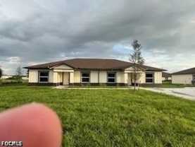 801 Sw Raintree Blvd - Photo 1 of 1