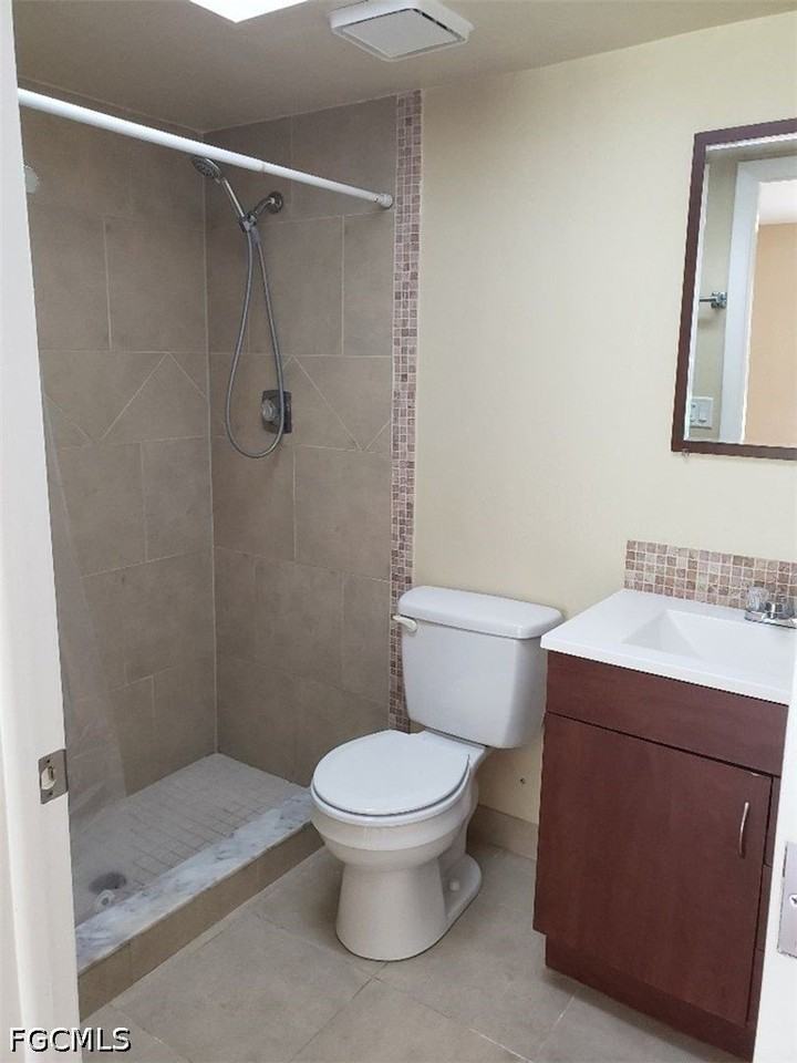 405 Se Van Loon Ter #C - Photo 7 of 14