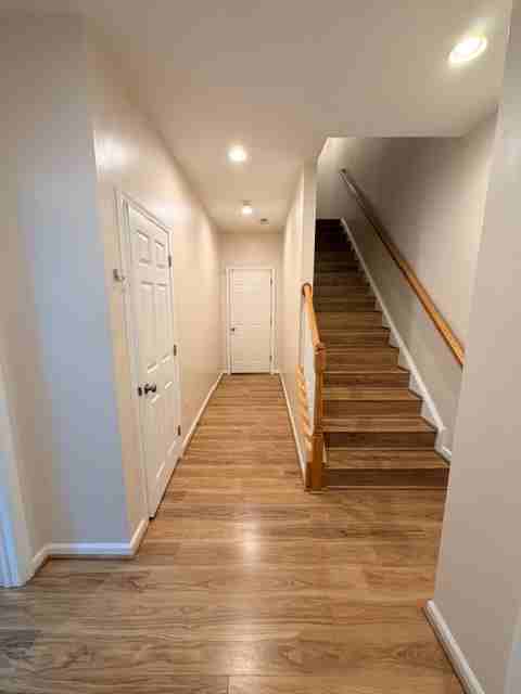 319 S Parkway Dr #1 - Photo 3 of 31
