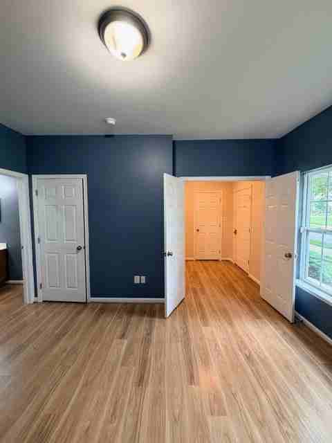 319 S Parkway Dr #1 - Photo 5 of 31