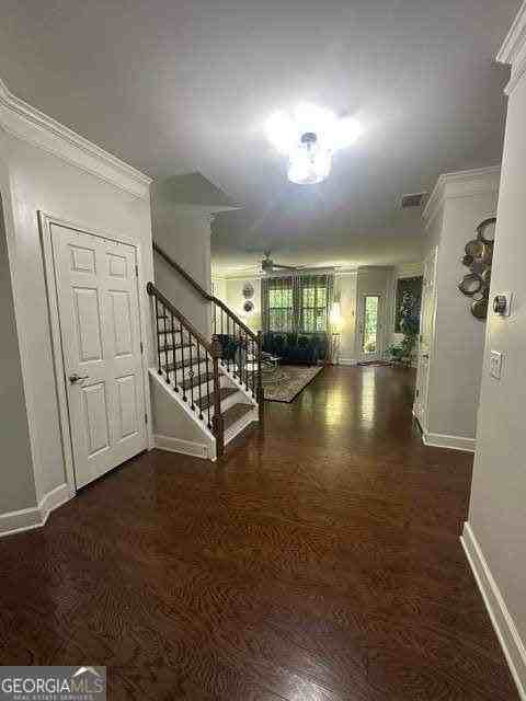 10980 Waters Rd - Photo 4 of 35