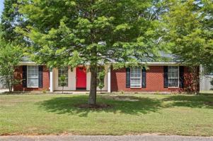 featured image of 1469 Homestead Dr