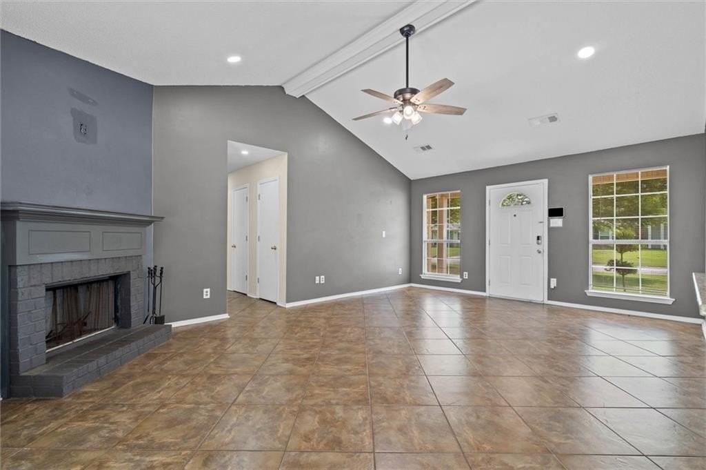 1469 Homestead Dr - Photo 4 of 20