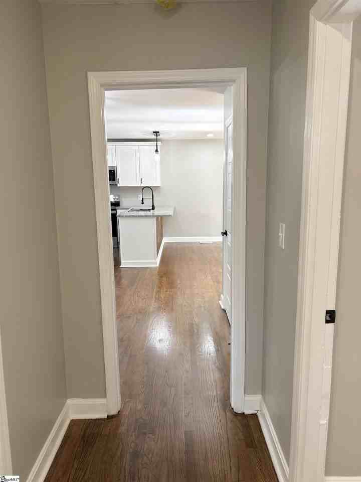 30 Fleetwood Dr - Photo 4 of 17