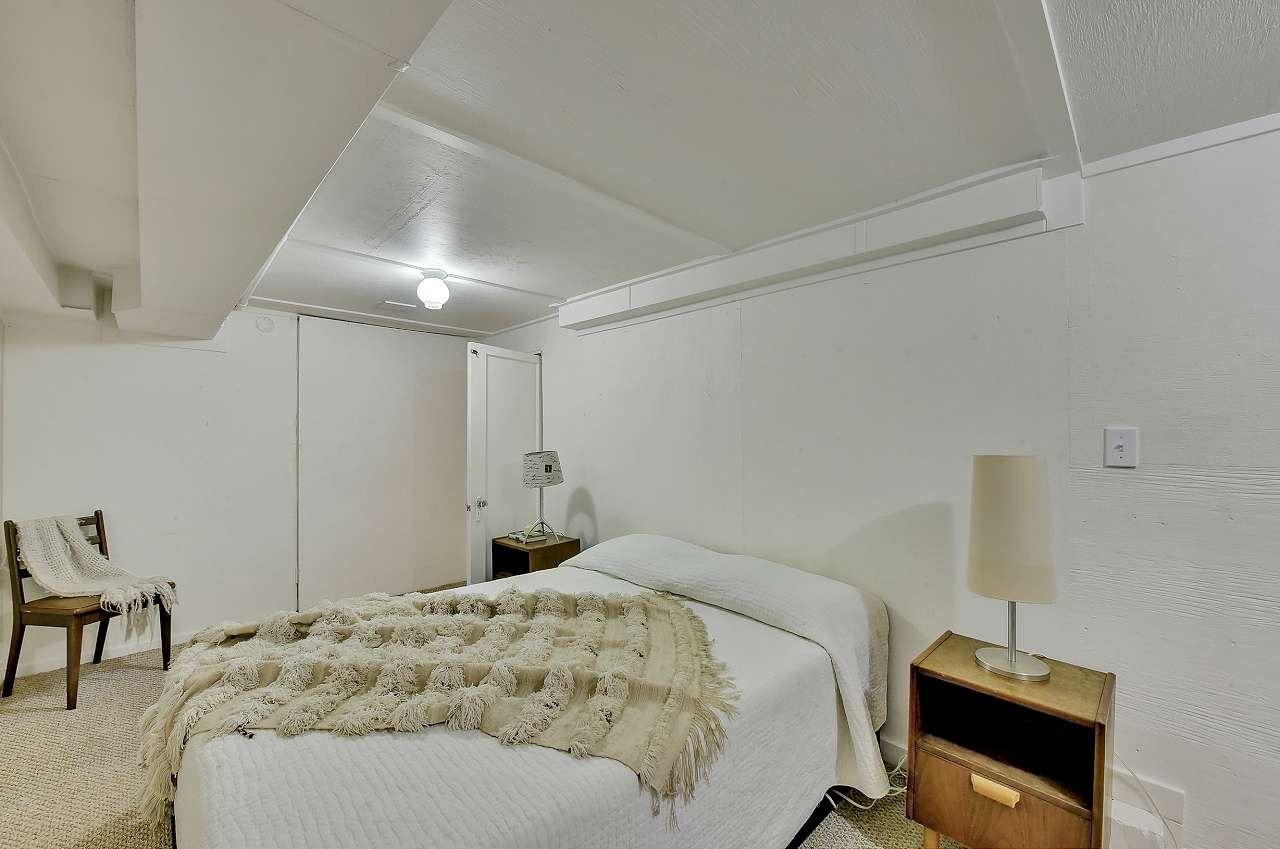 881 West 20th Avenue - Photo 3 of 11