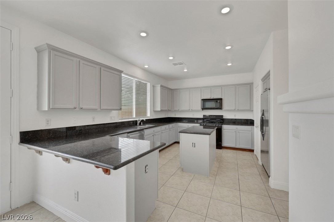 5825 Field Breeze St - Photo 5 of 19