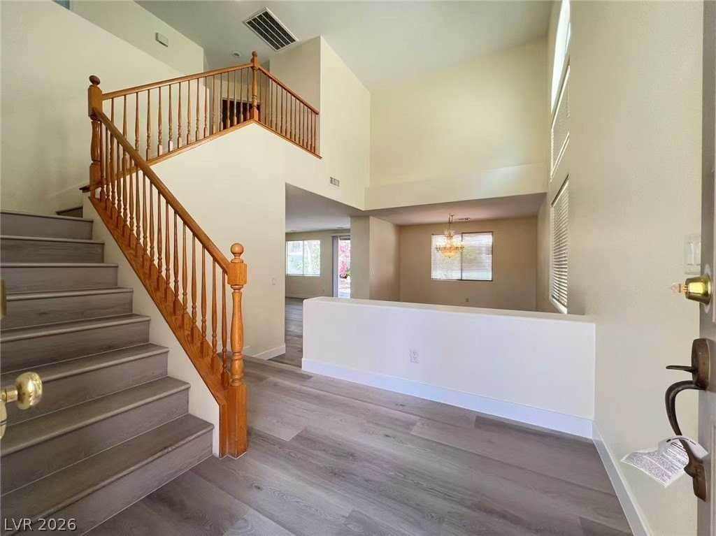 8480 Garnet Peak Ct - Photo 3 of 25