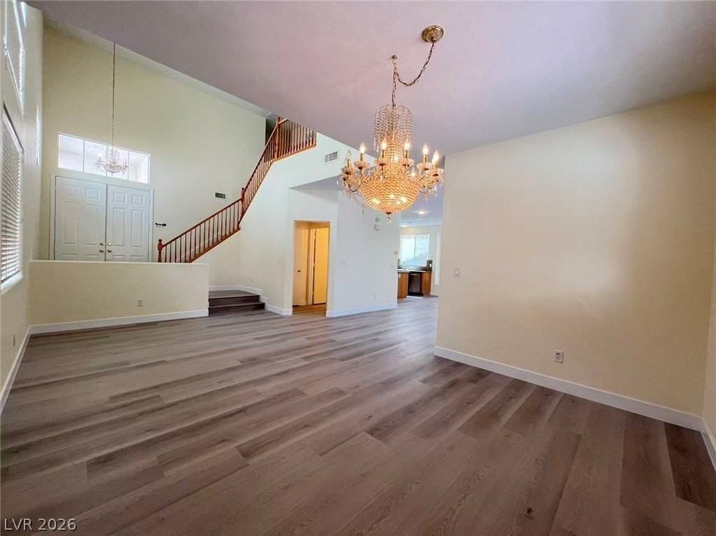 8480 Garnet Peak Ct - Photo 5 of 25