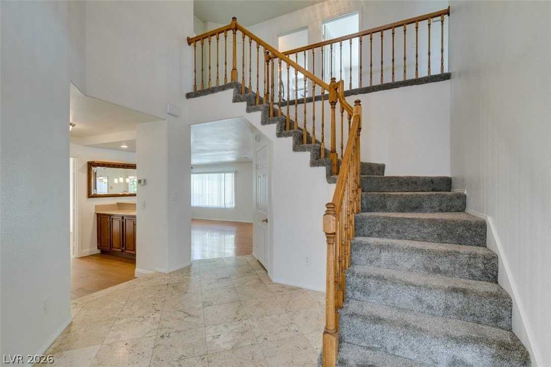 8224 Tivoli Cove Dr - Photo 3 of 49