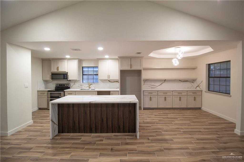 1615 Gloria Ann Dr - Photo 5 of 22
