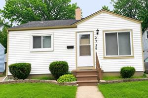 featured image of 27392 Osmun St
