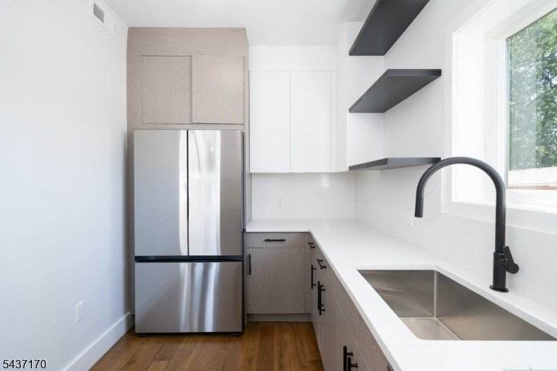 67 Virginia Ave #3 - Photo 7 of 19