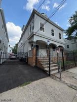 32 Fabyan Pl - Photo 1 of 1