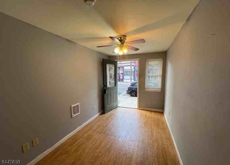 151 S Main St - Photo 2 of 7