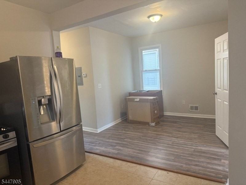 186 N 17th St #1 - Photo 2 of 11
