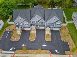 featured image of 8 Travers Ave