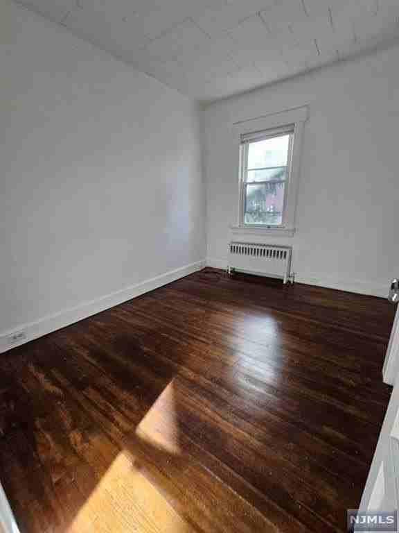 482 Sterling Pl #1stFL - Photo 3 of 14