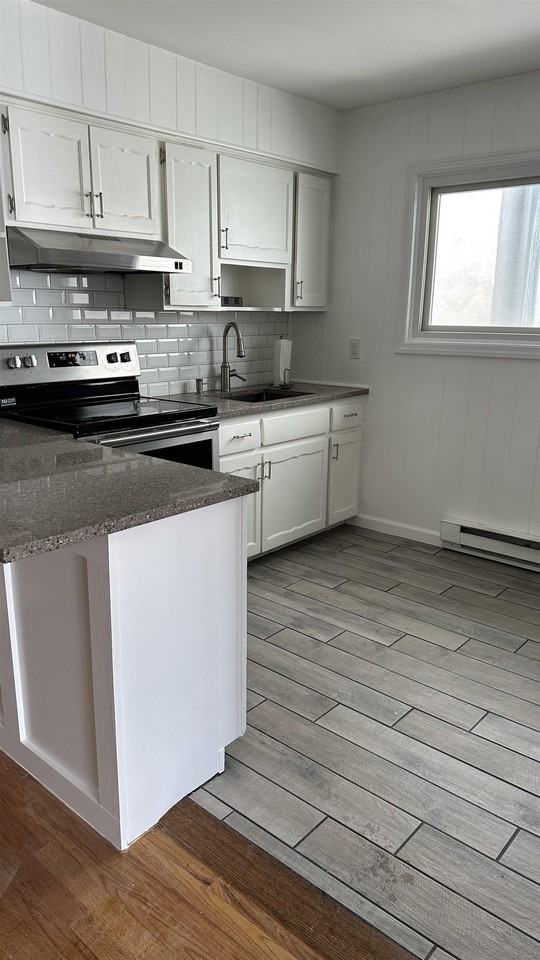 313 9th St #2 - Photo 5 of 16