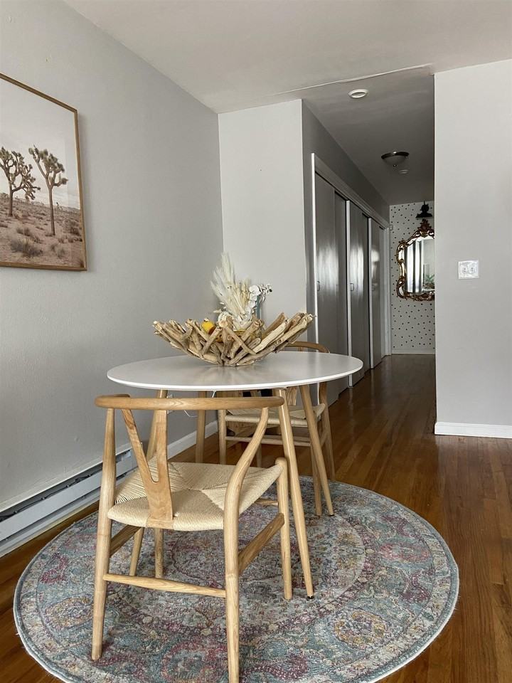 313 9th St #2 - Photo 7 of 16