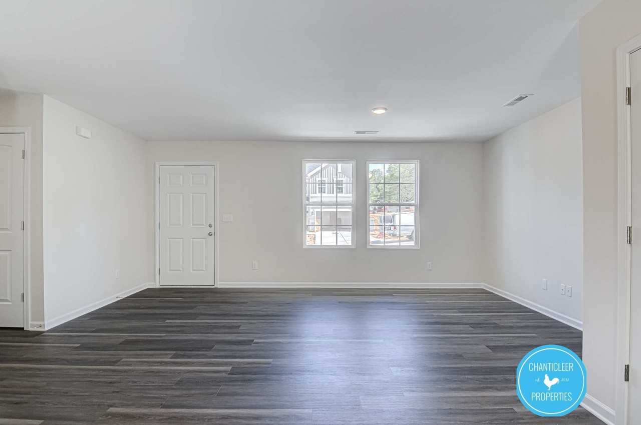 3161 Misty Ridge Dr #1 - Photo 4 of 27