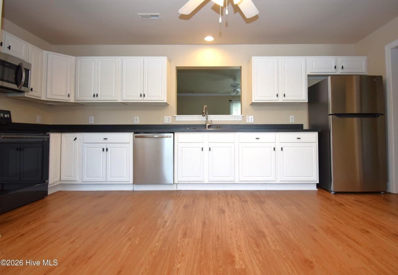 4009 Lucerne Ct #A - Photo 4 of 19