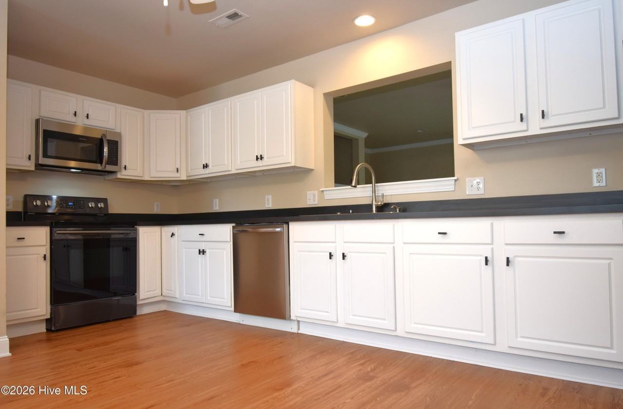 4009 Lucerne Ct #A - Photo 5 of 19