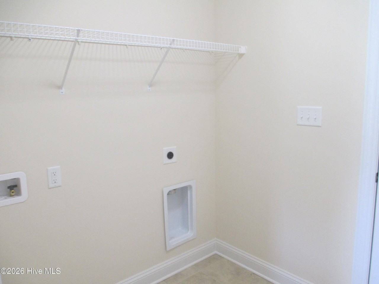 813 Fort Sumter Way - Photo 6 of 16