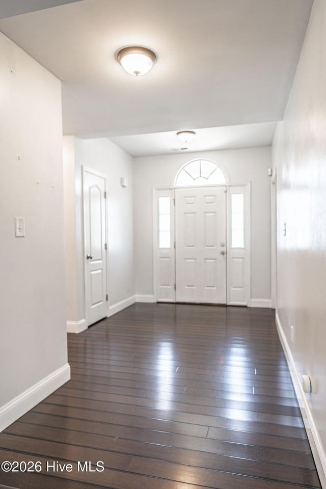 112 Holly Oak Cir - Photo 4 of 35