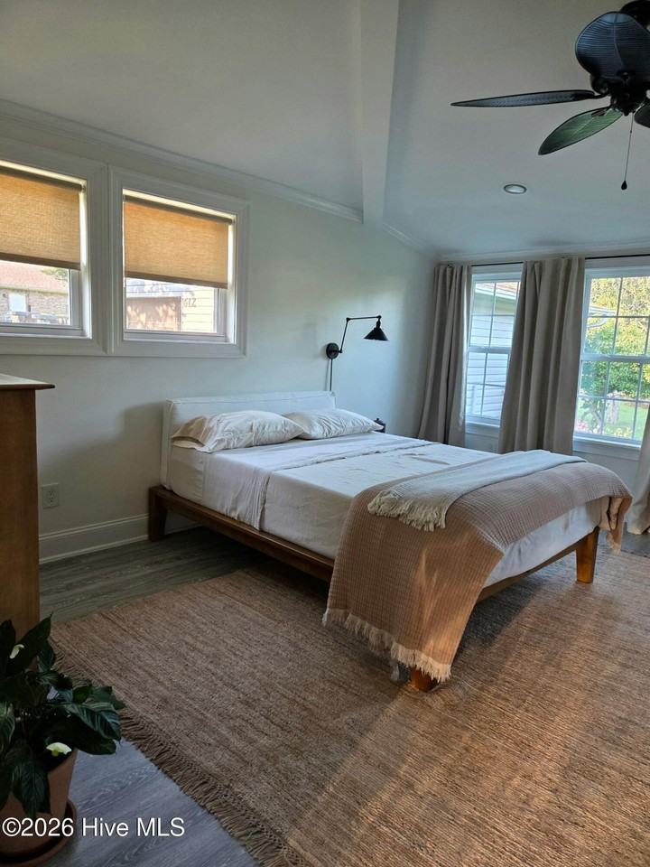 612 River Rd - Photo 5 of 20