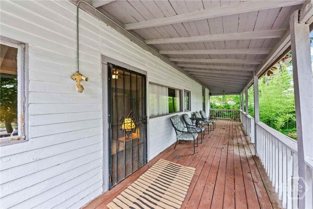 1455 E Broad St - Photo 2 of 34