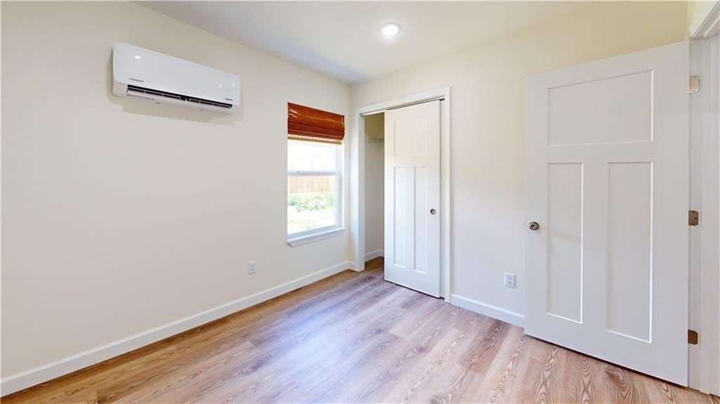 600 N Spring St - Photo 4 of 7