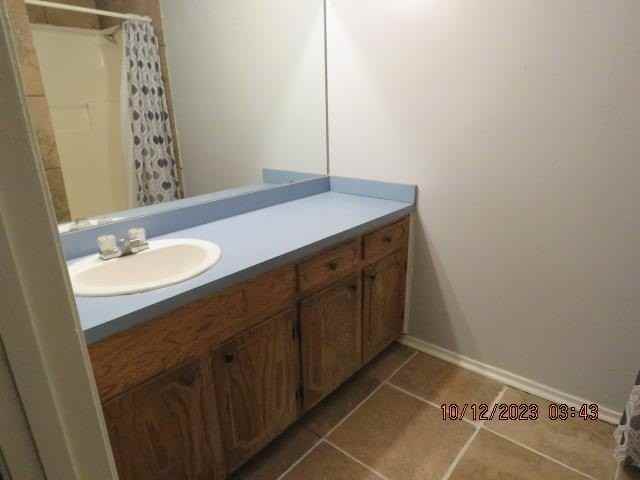 11 Dawn Cir Apt A - Photo 4 of 14