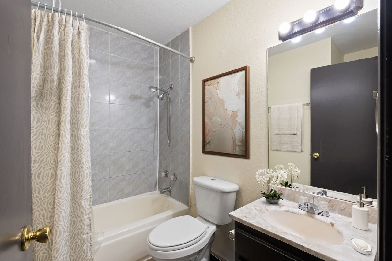 Townhomes at Riverfront - Photo 7 of 8