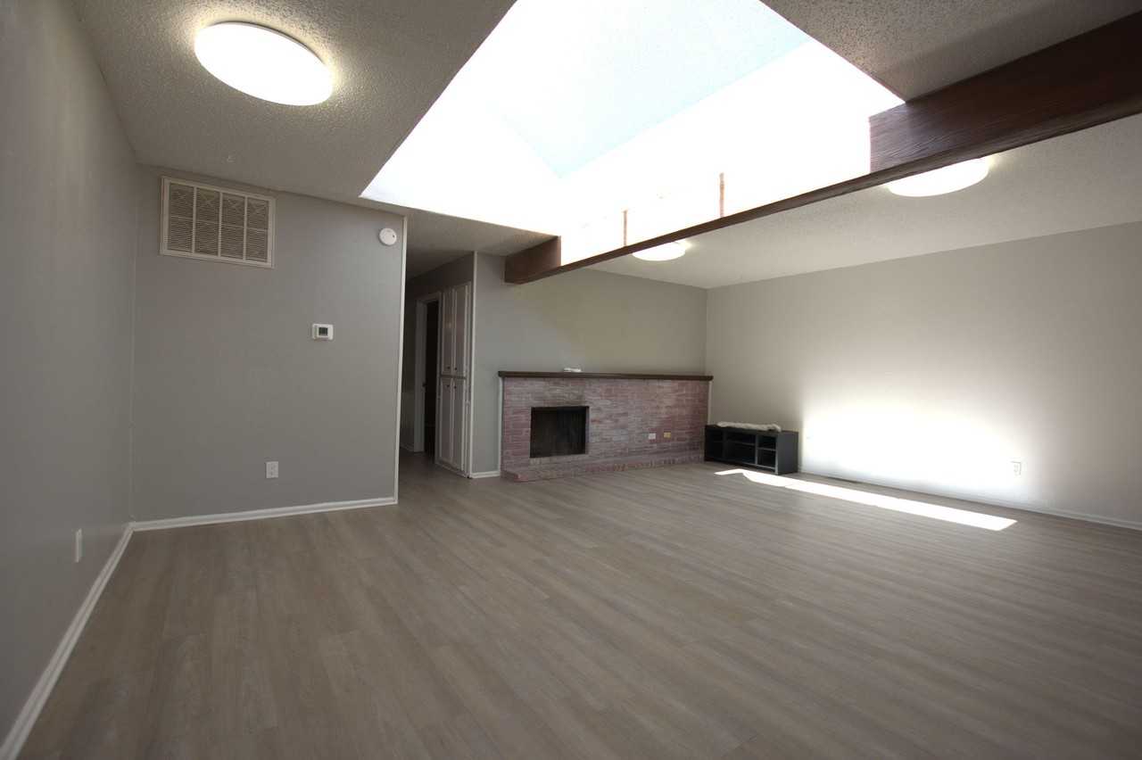 5024 27th St - Photo 5 of 21
