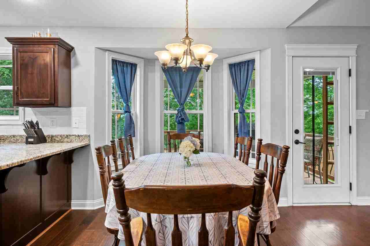 1048 Harrison Way - Photo 7 of 19
