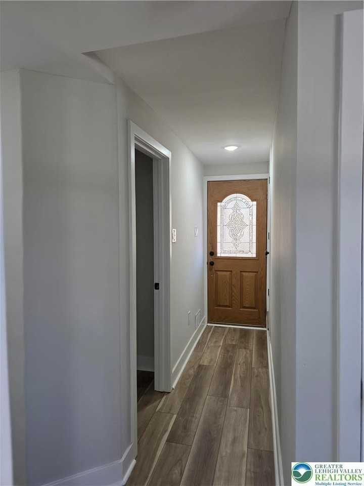 2268 Easton Rd - Photo 5 of 11