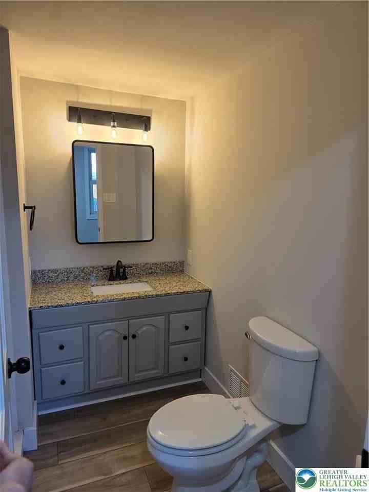 2268 Easton Rd - Photo 6 of 11