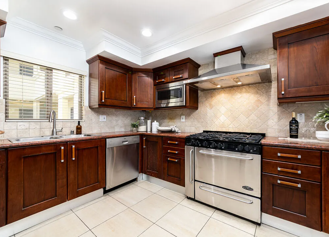 1417 S Westgate Ave #201 - Photo 7 of 18