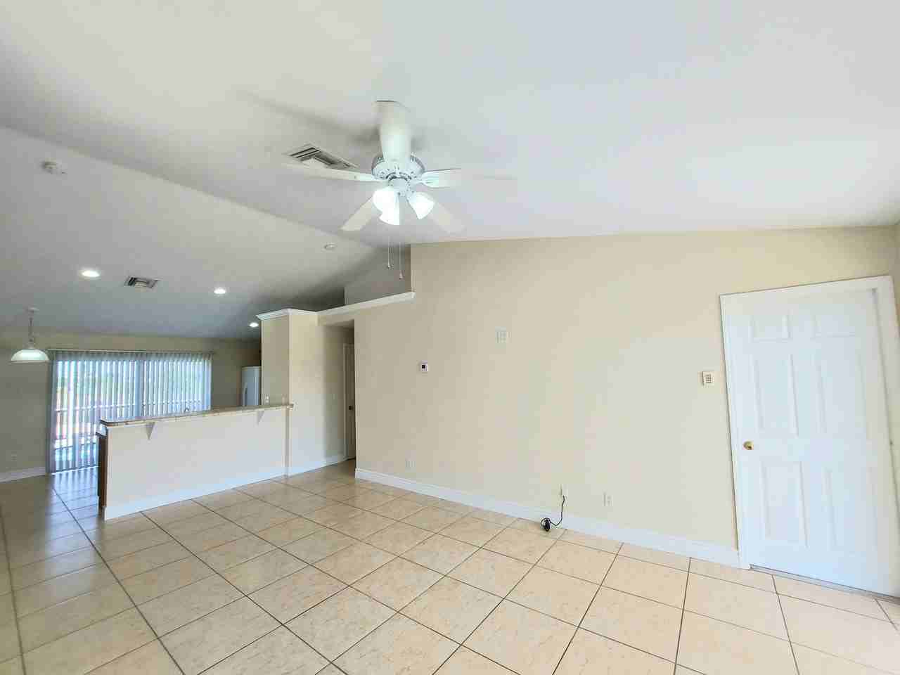 18 Nw 29th Pl #1 - Photo 5 of 20