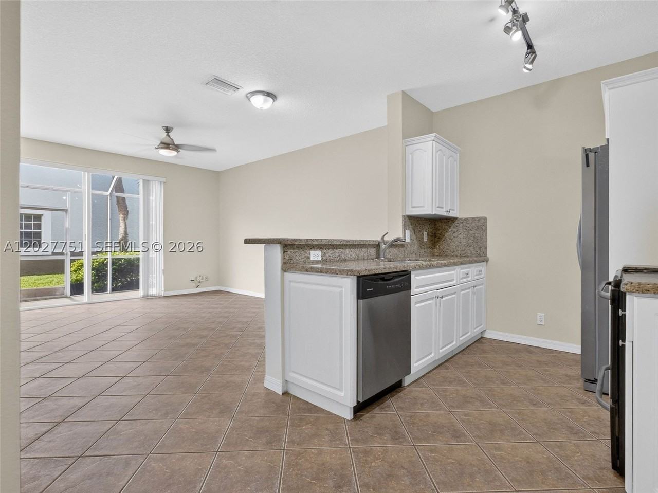 3677 San Simeon Cir #3677 - Photo 2 of 50
