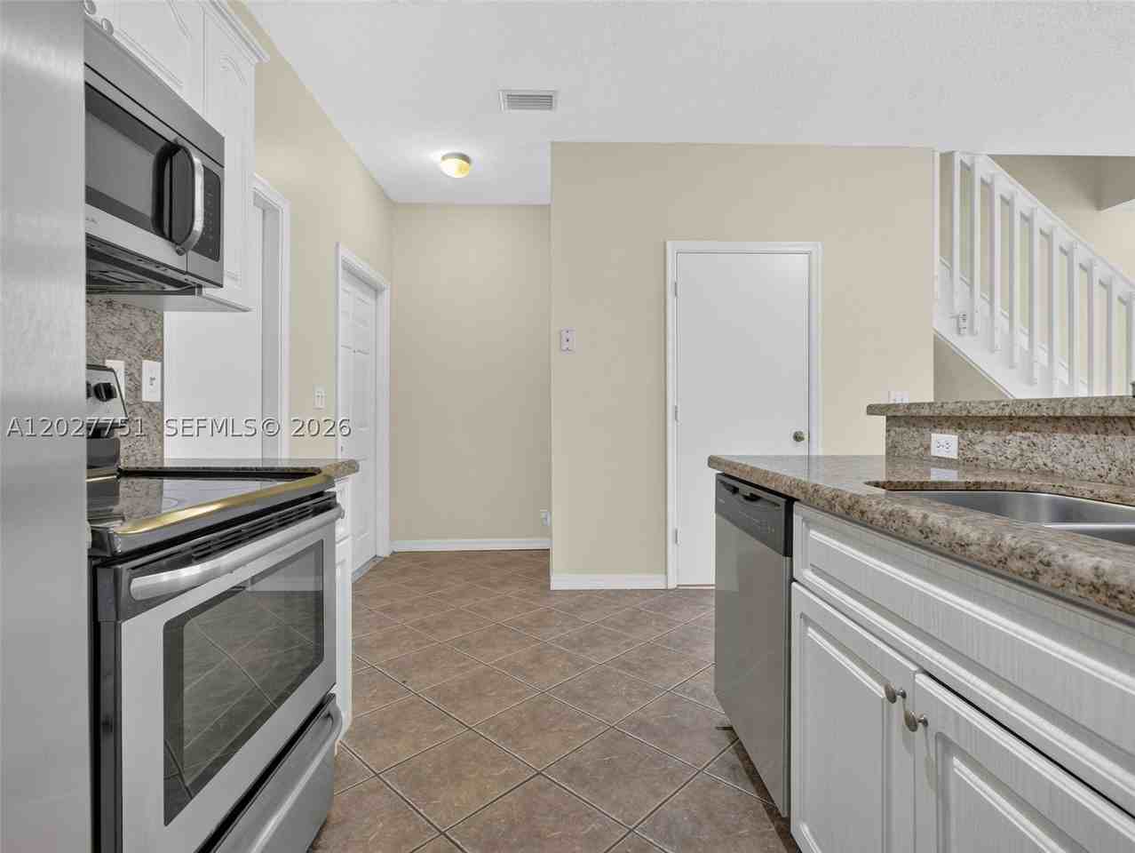 3677 San Simeon Cir #3677 - Photo 3 of 50