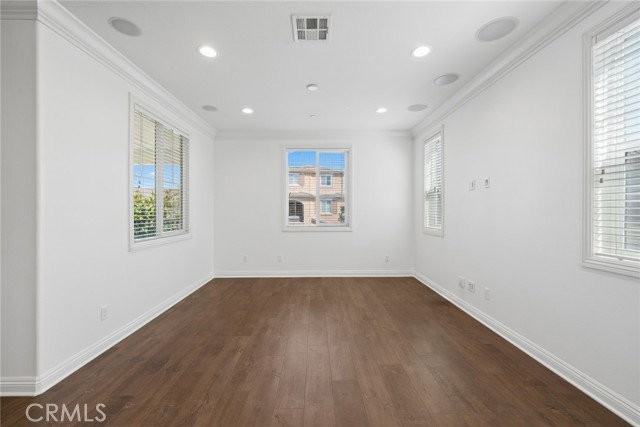 20279 Estuary Ln - Photo 5 of 8