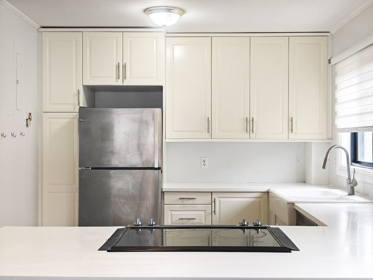 46 Penetang Street #3 - Photo 5 of 10