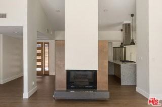 22427 De Kalb Dr - Photo 5 of 7