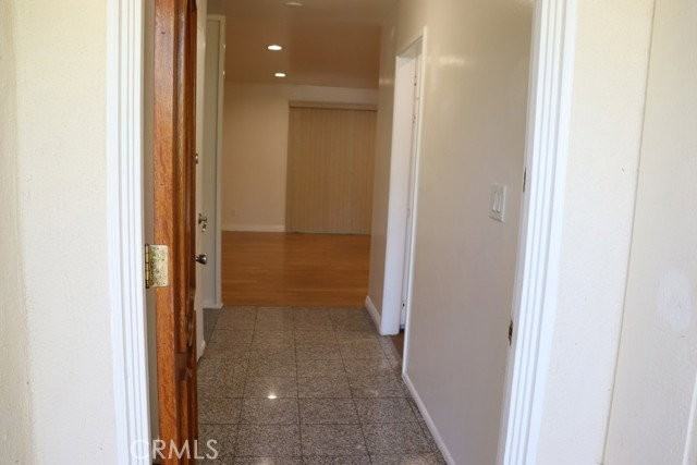 18616 Lassen St - Photo 4 of 8